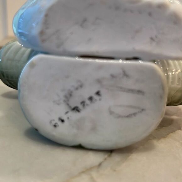 Beautiful Antique German Swan w/ Basket - Picture 5 of 5